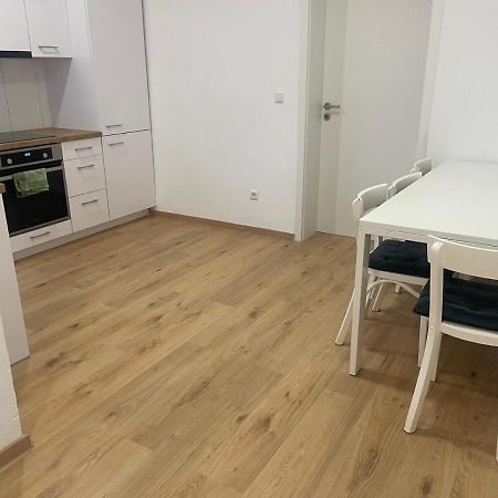 Timeless: 4 Zimmer Apartment ルートヴィヒスブルク エクステリア 写真